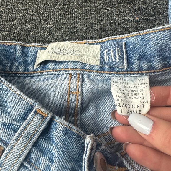 Vintage Light Wash Gap Jeans Size - Picture 2 of 4